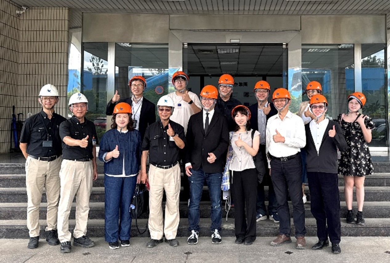 實踐大學管理學院企業永續發展中心成員參訪潤弘精密工程事業股份有限公司楊梅預鑄廠合影留念