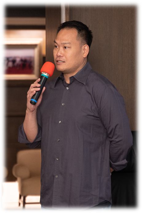 管理學院院長照片